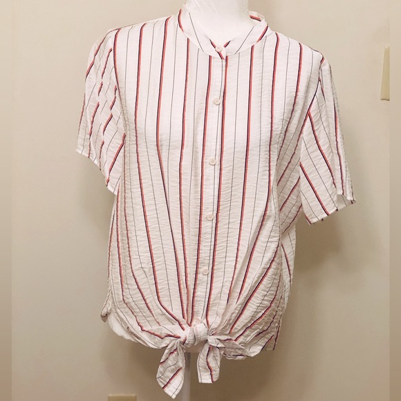 NWOT Vince Camuto Top - Picture 1 of 6